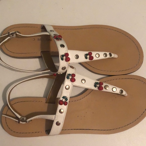Antonio Melani cherry sandals - Picture 1 of 3